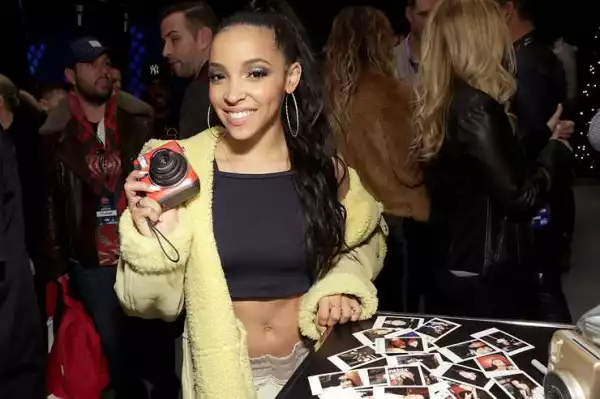 WWE Announces Tinashe Will Perform At Wrestlemania 33